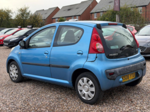 2006 Peugeot 107 1.0 12v Urban 2 Tronic Euro 4 5dr in Blue — image 4