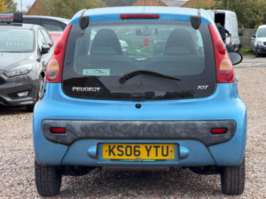 2006 Peugeot 107 1.0 12v Urban 2 Tronic Euro 4 5dr in Blue — image 5