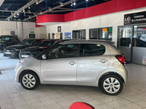 2016 Citroen C1 1.2 Puretech Feel in Grey — image 5