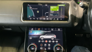 2018 Land Rover Range Rover Velar R-Dynamic Hse in Black — image 2