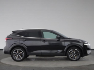 2023 Nissan Qashqai 1.5 H E-Power Tekna Auto Euro 6 (s/s) 5dr in Black — image 3