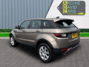 2017 Land Rover Range Rover Evoque 2.0 Td4 Se Tech in Brown — image 5