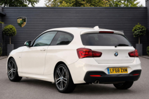 2018 BMW 1 Series 1.5 118i M Sport Shadow Edition Auto Euro 6 (s/s) 3dr in White — image 5