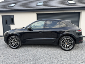 2019 Porsche Macan 3.0 T V6 S in Black — image 6