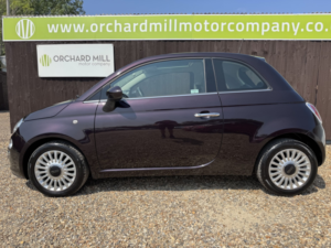 2013 Fiat 500 1.2 Lounge in Purple — image 3