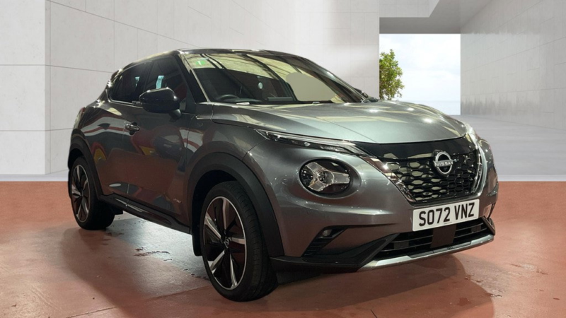2022 Nissan Juke 1.6 Tekna+ SUV 5dr Petrol Hybrid Auto Euro 6 (143 Ps) in Grey — image 1
