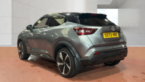 2022 Nissan Juke 1.6 Tekna+ SUV 5dr Petrol Hybrid Auto Euro 6 (143 Ps) in Grey — image 3