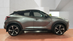 2022 Nissan Juke 1.6 Tekna+ SUV 5dr Petrol Hybrid Auto Euro 6 (143 Ps) in Grey — image 5