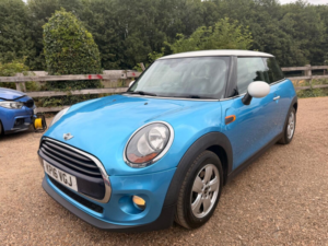 2016 MINI Hatch 1.5 Cooper Euro 6 (s/s) 3dr in Blue — image 5