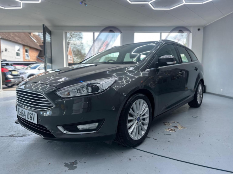 2014 Ford Focus 1.5 Tdci Titanium X Euro 6 (s/s) 5dr in Grey — image 1
