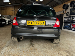 2003 Renault Clio 2.0 16v Renaultsport 3dr in Black — image 6