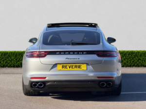 2017 Porsche Panamera 2.9 V6 E-Hybrid 14kwh 4 Executive Saloon 5dr Petrol Plug-In Hybrid Pdk 4WD Euro 6 (s/s) (462 Ps) in Silver — image 6