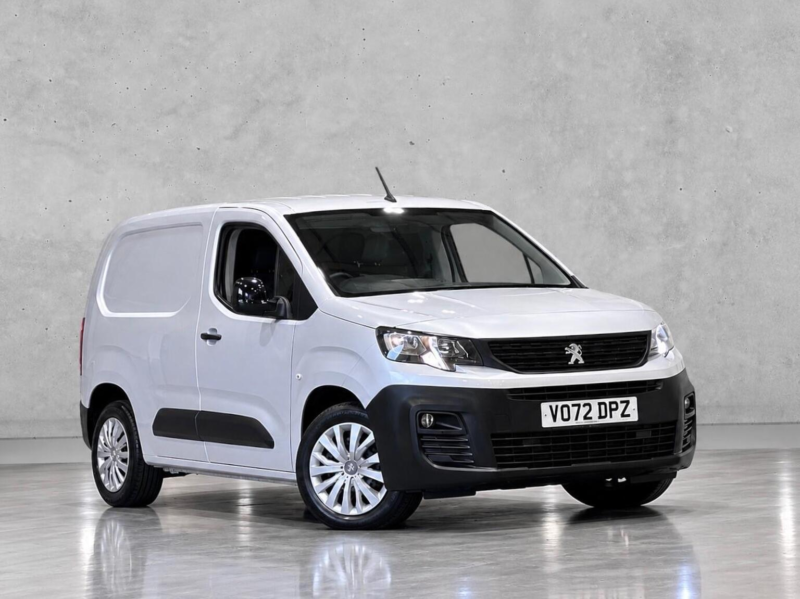 2022 Peugeot Partner 1.5 Bluehdi 1000 Professional Premium Standard Panel Van Swb Euro 6 5dr in Silver — image 1