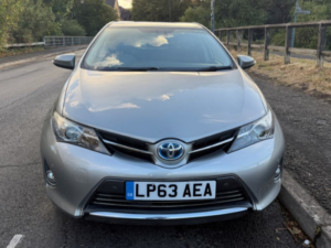 2014 Toyota Auris 1.8 Vvt-H Excel in Grey — image 3