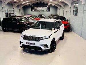 2018 Land Rover Range Rover Velar 2.0 D180 R-Dynamic Se in White — image 3