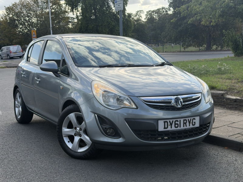2011 Vauxhall Corsa 1.2 I Ecoflex 16v Sxi in Silver — image 1