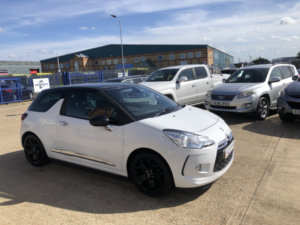 2015 Citroen Ds3 1.2 Puretech Dstyle Plus in White — image 2