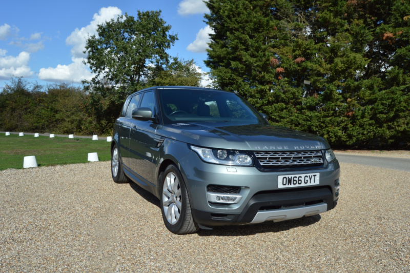 2017 Land Rover Range Rover Sport 3.0 Sd V6 Hse in Grey — image 1