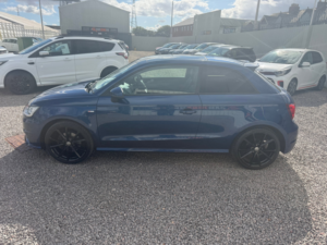 2016 Audi A1 1.6 Tdi S Line Hatchback 3dr Diesel S Tronic Euro 6 (s/s) (116 Ps) in Blue — image 5