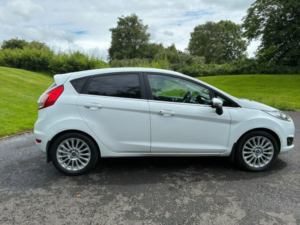 2014 Ford Fiesta 1.0 Titanium Hatchback 5dr Petrol Manual Euro 5 (s/s) (80 Ps) in White — image 2