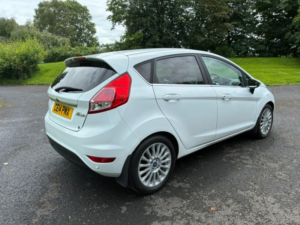 2014 Ford Fiesta 1.0 Titanium Hatchback 5dr Petrol Manual Euro 5 (s/s) (80 Ps) in White — image 4