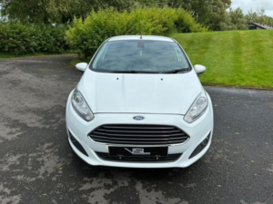 2014 Ford Fiesta 1.0 Titanium Hatchback 5dr Petrol Manual Euro 5 (s/s) (80 Ps) in White — image 5