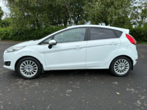 2014 Ford Fiesta 1.0 Titanium Hatchback 5dr Petrol Manual Euro 5 (s/s) (80 Ps) in White — image 6