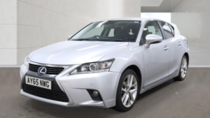 2015 Lexus Ct 1.8 200h Advance in Silver — image 3