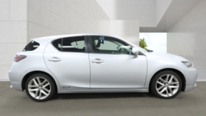 2015 Lexus Ct 1.8 200h Advance in Silver — image 6