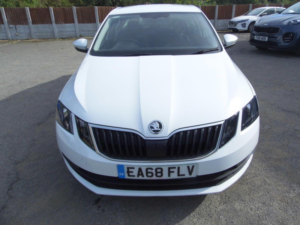 2019 Skoda Octavia 1.0 Tsi Se Euro 6 (s/s) 5dr in White — image 2