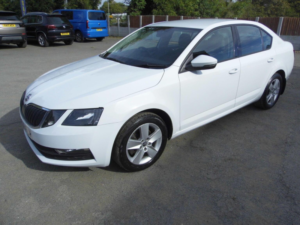 2019 Skoda Octavia 1.0 Tsi Se Euro 6 (s/s) 5dr in White — image 3