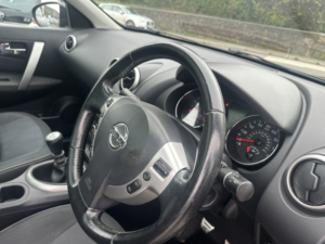 2010 Nissan Qashqai 1.5 Dci N-Tec in Black — image 3