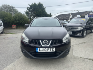 2010 Nissan Qashqai 1.5 Dci N-Tec in Black — image 4