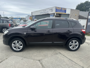 2010 Nissan Qashqai 1.5 Dci N-Tec in Black — image 5
