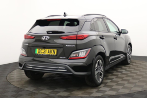 2021 Hyundai Kona 64kwh Premium SUV 5dr Electric Auto (10.5kw Charger) (204 Ps) in Black — image 5