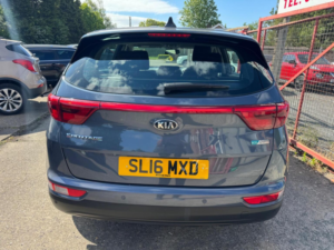 2016 Kia Sportage 1.7 Crdi 1 Euro 6 (s/s) 5dr in Blue — image 6