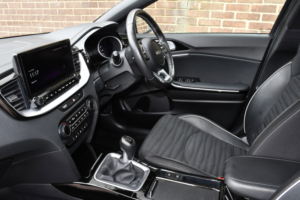 2023 Kia Xceed 1.5 T-Gdi Gt-Line SUV 5dr Petrol Manual Euro 6 (s/s) (158 Bhp) in Grey — image 4