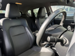 2018 Toyota Auris 1.8 Vvt-H Excel Hatchback 5dr Petrol Hybrid CVT Euro 6 (s/s) (136 Ps) in Red — image 5