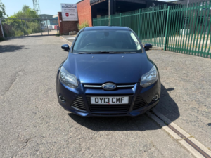 2013 Ford Focus 1.0t Ecoboost Zetec Euro 5 (s/s) 5dr in Blue — image 5