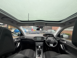 2019 Peugeot 308 1.2 Puretech Gpf Allure Hatchback 5dr Petrol Manual Euro 6 (s/s) (130 Ps) in Grey — image 5