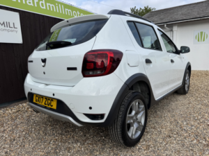 2017 Dacia Sandero Stepway 0.9 Stepway Laureate Tce 90 in White — image 6