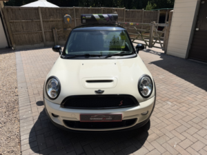 2011 MINI Hatch 1.6 Cooper S Hatch in White — image 2