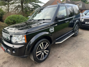 2012 Land Rover Discovery 4 3.0 Sd V6 Hse Luxury in Black — image 5