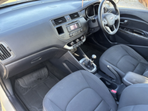 2013 Kia Rio 1.3 2 in White — image 2