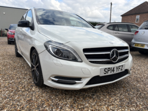 2014 Mercedes-Benz B Class 1.5 B180 Cdi Sport in White — image 2