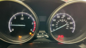 2013 Mazda Mazda3 1.6d Venture Euro 5 5dr in Grey — image 5