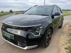 2022 Kia Niro 64.8kwh 3 in Black — image 3