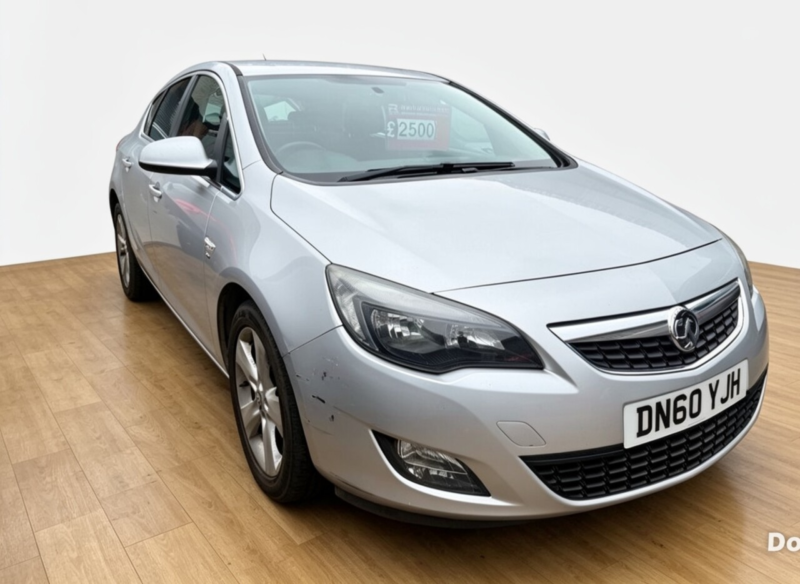 2010 Vauxhall Astra 2.0 Cdti Sri Hatchback 5dr Diesel Manual Euro 5 (160 Ps) in Silver — image 1