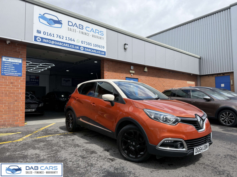 2014 Renault Captur 1.5 Captur Dynamique S Medianav Energy Dci S/s 5dr in Orange And Cream — image 1