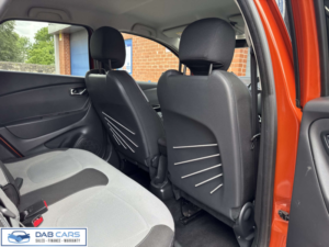 2014 Renault Captur 1.5 Captur Dynamique S Medianav Energy Dci S/s 5dr in Orange And Cream — image 6